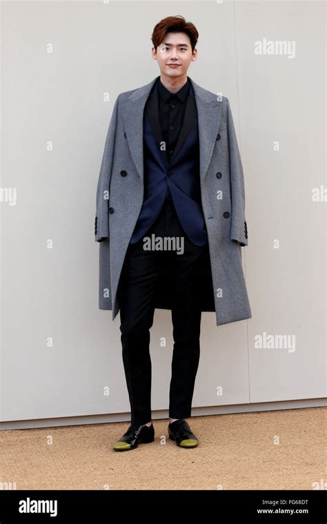 [Jan. 11. 2016] Lee Jong Suk @Burberry menswear show London 